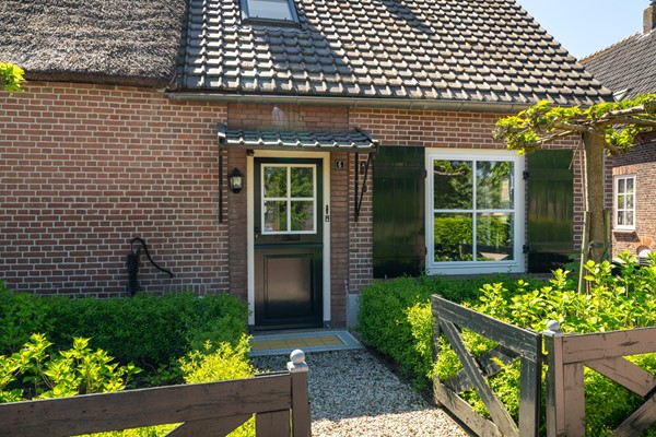 Medium property photo - Uitwijksestraat 6, 4288 JB Uitwijk